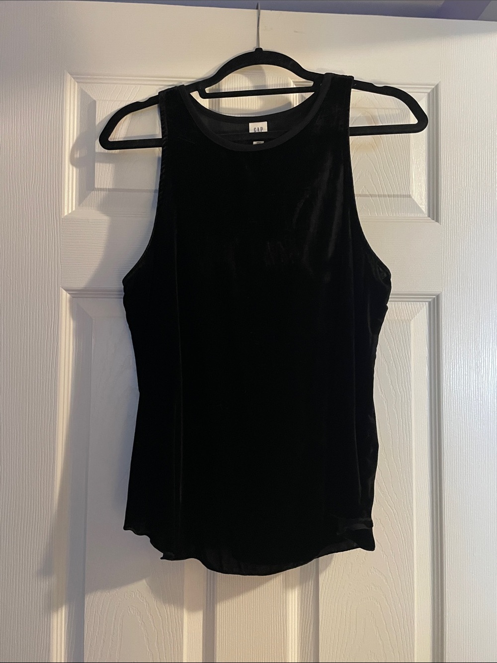 GAP Black Velvet Tank Top - Women's Sleeveless Velvet Tee